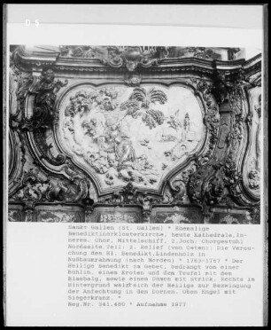 Chorgestühl, Rückwände mit Szenen aus dem Leben des Heiligen Benedikt, Nordseite, 2. Relief von Osten: Versuchung des Heiligen
