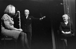 Freiburg: Kolpingsaal; Magier in Freiburg; Prof. Schillinger