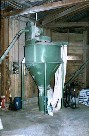 Fotografie: Nacherntetechnik, Lagertechnik, Mahltechnik, Mischtechnik