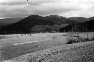 Buchholz: Elz mit Blick nach Suggental und Kandel