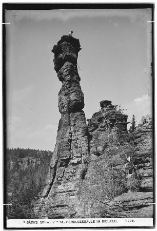 Sächsische Schweiz. Kleine Herkulessäule im Bielatal