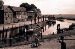 Freiburg/Elbe: Hafen