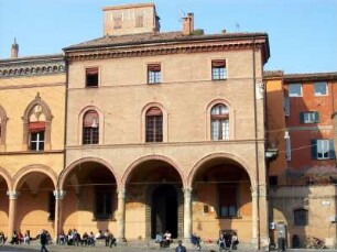 Bologna: Piazza S. Stefano
