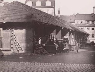 Dresden. Trödelmarkt auf dem Stiftsplatz