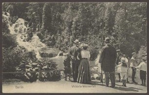 Ansichtskarte Schaulustige am Victoria-Wasserfall, Kreuzberg