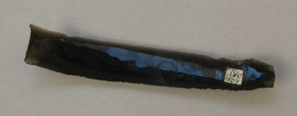 Obsidian knife