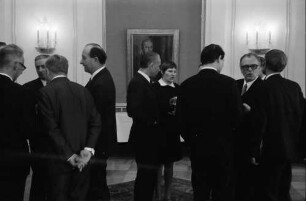 Stuttgart: Villa Reitzenstein; Besuch bei der Landesregierung; Gruppe mit Journalisten aus Freiburg