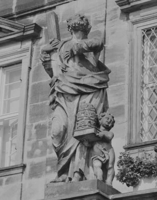 Treppenanlage — Statue