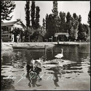 Aix-les-Bains. Grand Port. Seeufer des Lac du Bourget