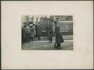 Bitterfeld, Mitteldeutscher Aufstand : Bitterfeld. Aufstand in Mitteldeutschland März 1921, Märzkämpfe. Aufständische und Polizisten