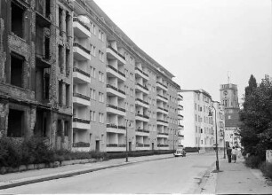Berlin; Halensee: Freiherr von Steinstraße 10, 9, 8 und Rathausturm