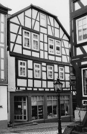 Wohnhaus, Fachwerk; Gelnhausen, Röther Gasse 1