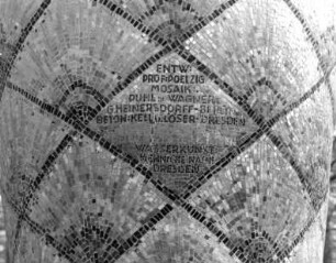 Dresden-Altstadt. Mosaikbrunnen (1926, H. Poelzig) im Großen Garten (südwestlicher Teil, nahe Hauptallee)