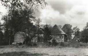 Teufelsmoor, Naturschutzgebiet Niedersandhausen. Bauernhof mit niedersächsischem Hallenhaus