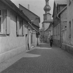 Saalfeld. Blick durch die Obere Torgasse? zum Oberen Tor bzw. "Oberköditzer" Tor