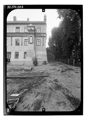 Gadebusch. Schloß (1571-11573; C. Haubitz; Restaurierung 1903-1904; G. Hamann). Parkfront (Teilansicht)