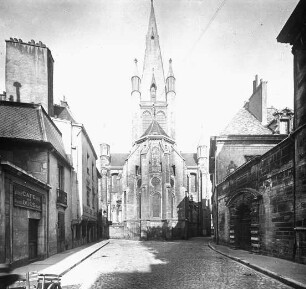 Dijon, Notre Dame; Außenansicht der Kirche mit Chor