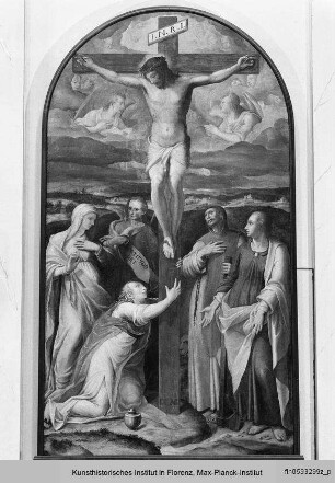 Christus am Kreuz mit der Jungfrau Maria, der Heiligen Maria Magdalena, einem Engel, dem Heiligen Benedikt und dem Heiligen Johannes Evangelista