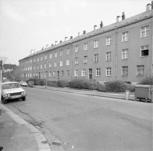 Chemnitz-Gablenz, Kreherstraße 31/25. Wohnhäuser (um 1900). Straßenansicht mit Einfriedung