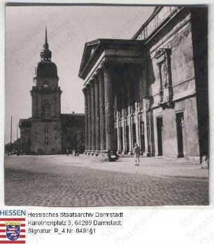 Darmstadt, Landestheater- Wiederaufbau - Bild 1 bis 4: Außenfassade des Portal an der Südseite