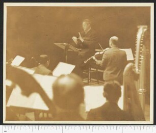 Porträtaufnahme Paul Hindemith