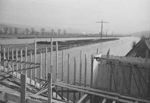 Baustelle des Wehrs Oberesslingen/Neckar