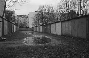 Berlin-Pankow : In Berlin-Pankow, zwischen Mendel- und Harzburger Strasse