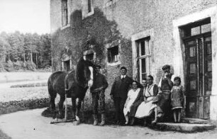 Niederschöna-Hetzdorf-Herrndorf. Obermühle, Familie Hofmann? Repro