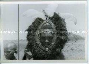 Massai-Krieger mit Kopfschmuck