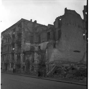Negativ: Ruine, Elßholzstraße 3, 1950