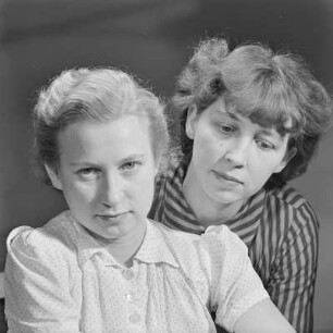 Elisabeth Gremmler (rechts) und eine Freundin