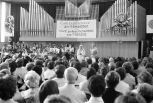 Freiburg: Pädagogische Hochschule; Caritasveranstaltung mit Mutter Teresa