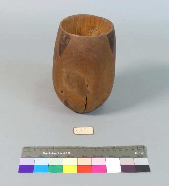 Wooden pot