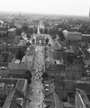 Brandenburger Straße in der Innenstadt von Potsdam : Blickrichtung Westen zum Luisenplatz