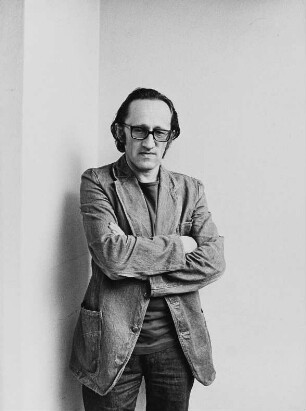 Der Schriftsteller und Regisseur Heiner Müller, aufgenommen in Berlin-Pankow