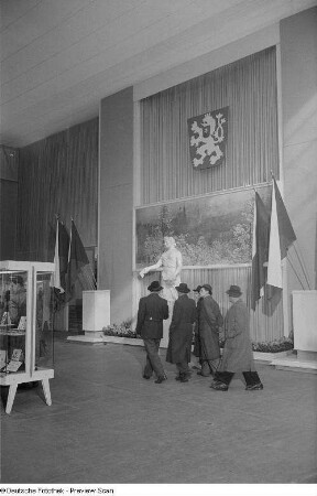 Blick auf den Eingangsbereich der Ausstellungsfläche der Tschechoslowakei