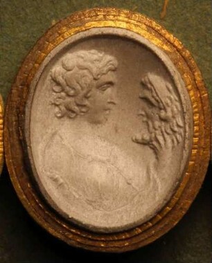 Apollo mit dem abgetrennten Kopf des Orpheus (Daktyliothek, Erstes Mythologisches Tausend)