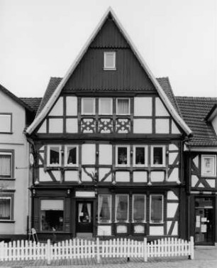 Wohnhaus; Lauterbach, Neuer Steinweg 12