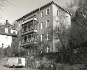 Dresden-Loschwitz, Pillnitzer Landstraße 69. Wohnhaus (um 1900)