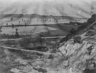 An der Sandgrube : Ein Sandberg eines Sandabbaus