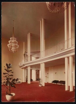 Schauspielhaus, Bochum: Foyer Hochparkett mit Rang-Balkon