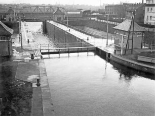 Unterschleuse des Südabstiegs zur Weser in Minden