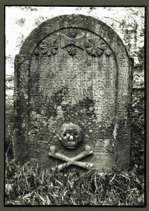 Friedhof. Grabstein eines Müllers