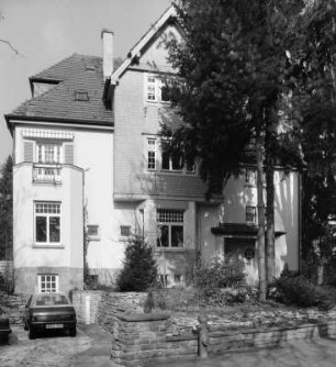 Villa mit Ausstattung; Bad Homburg, Hölderlinweg 28
