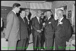 Besuch von Franz Josef Jonas (Oberbürgermeister der Stadt Wien) am Kernforschungszentrum Karlsruhe (KfK)