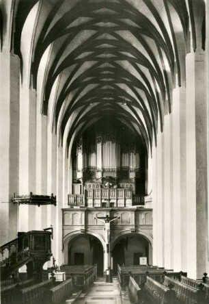 Thomaskirche zu Leipzig: Langhaus nach Westen