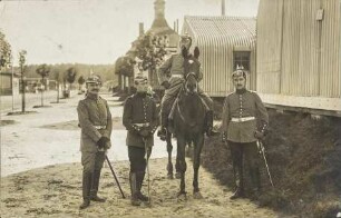 [Gruppenbild von Soldaten]