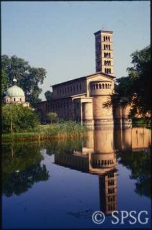 Potsdam, Park Sanssouci, Friedensteich und Friedenskirche.
