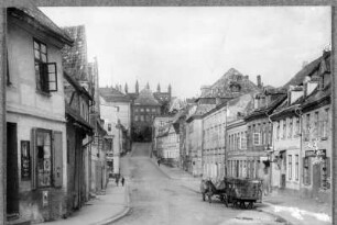 Rostock, Molkenstraße : Rostock. Blick über die Molkenstraße zum Rathaus