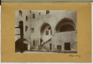 Innenhof, Regensburg: Ansicht (aus: Skizzen- und Fotoalbum 15)